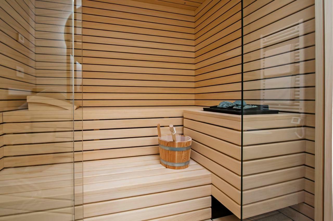 The Q Superior - A Penthouse With Jacuzzi And Sauna روفينج المظهر الخارجي الصورة