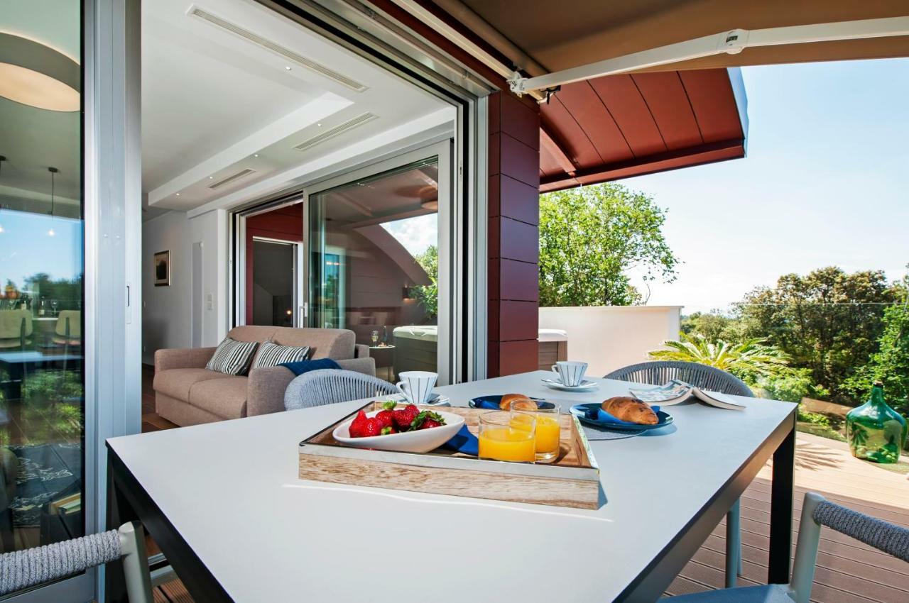 The Q Superior - A Penthouse With Jacuzzi And Sauna روفينج المظهر الخارجي الصورة