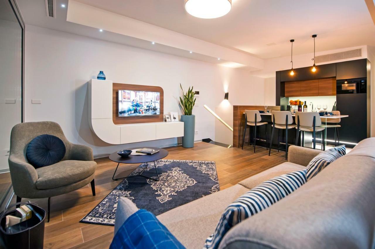 The Q Superior - A Penthouse With Jacuzzi And Sauna روفينج المظهر الخارجي الصورة